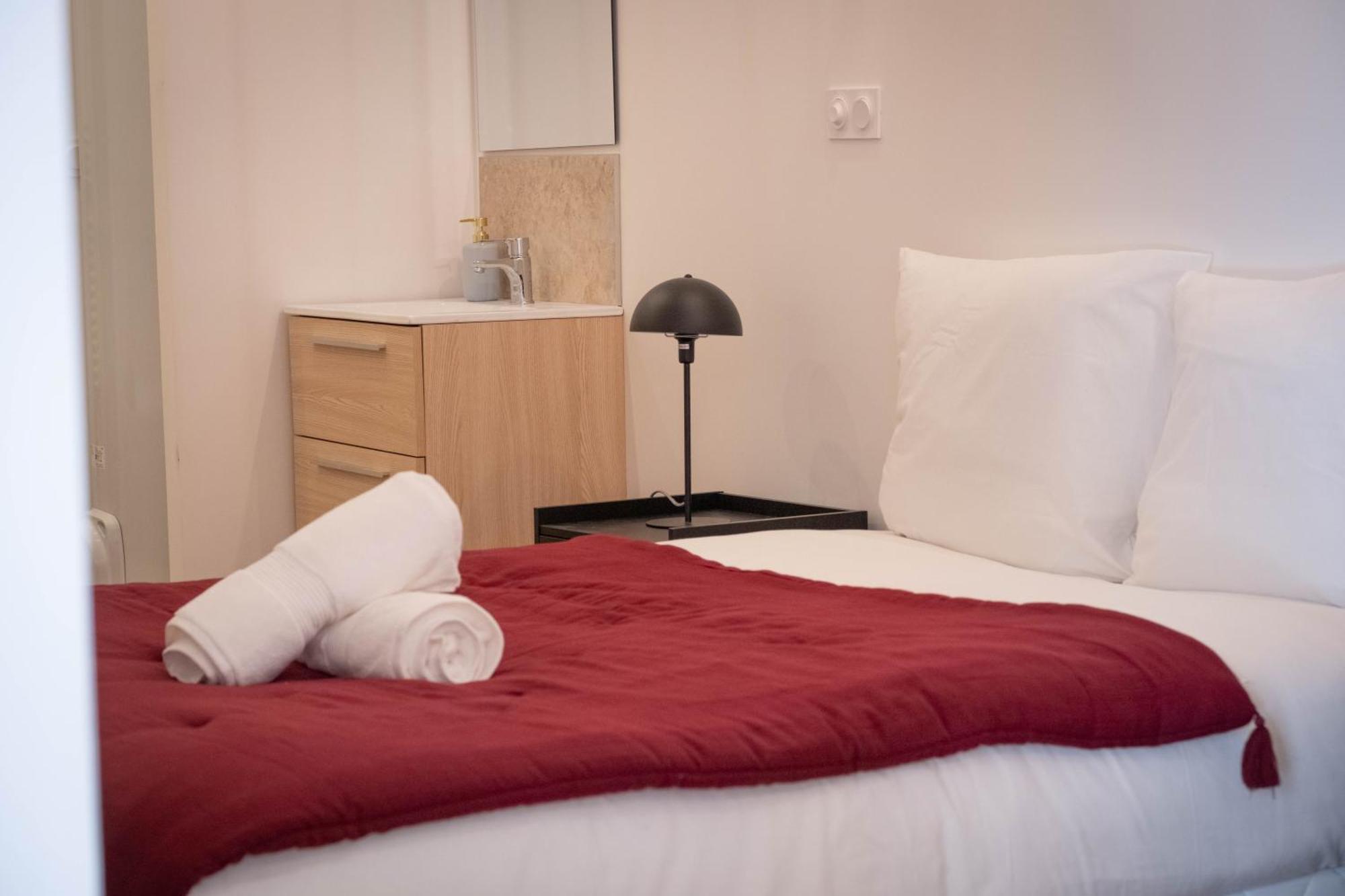 Apartament Bibemus Casa Maja - Baignoire Balneo - Parking - Terrasse Saint-Etienne  Zewnętrze zdjęcie
